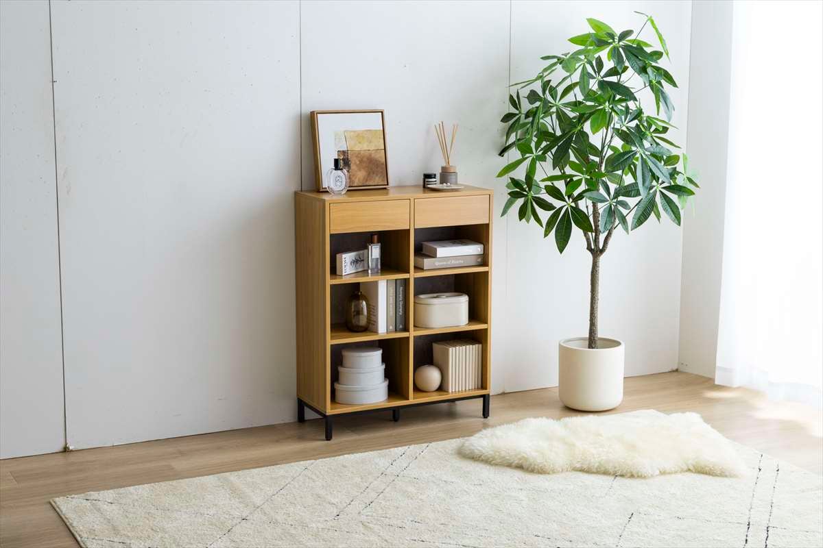 ヴィンテージ感のある木目調とストーン調の組み合わせが、お部屋をおしゃれに演出する引出し付き本棚