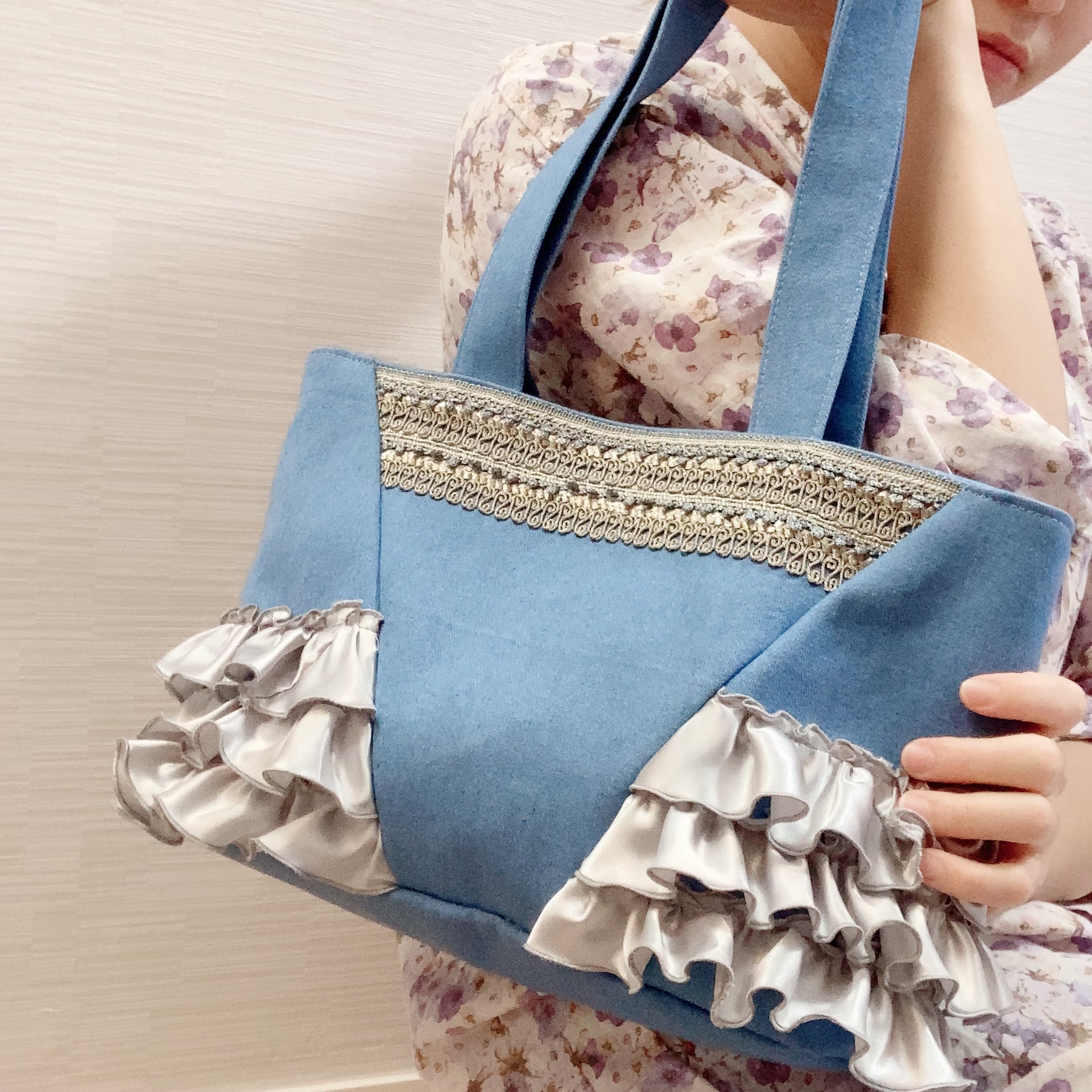 爽やかブルーデニムのフリルトートバッグ♡ | あなたに