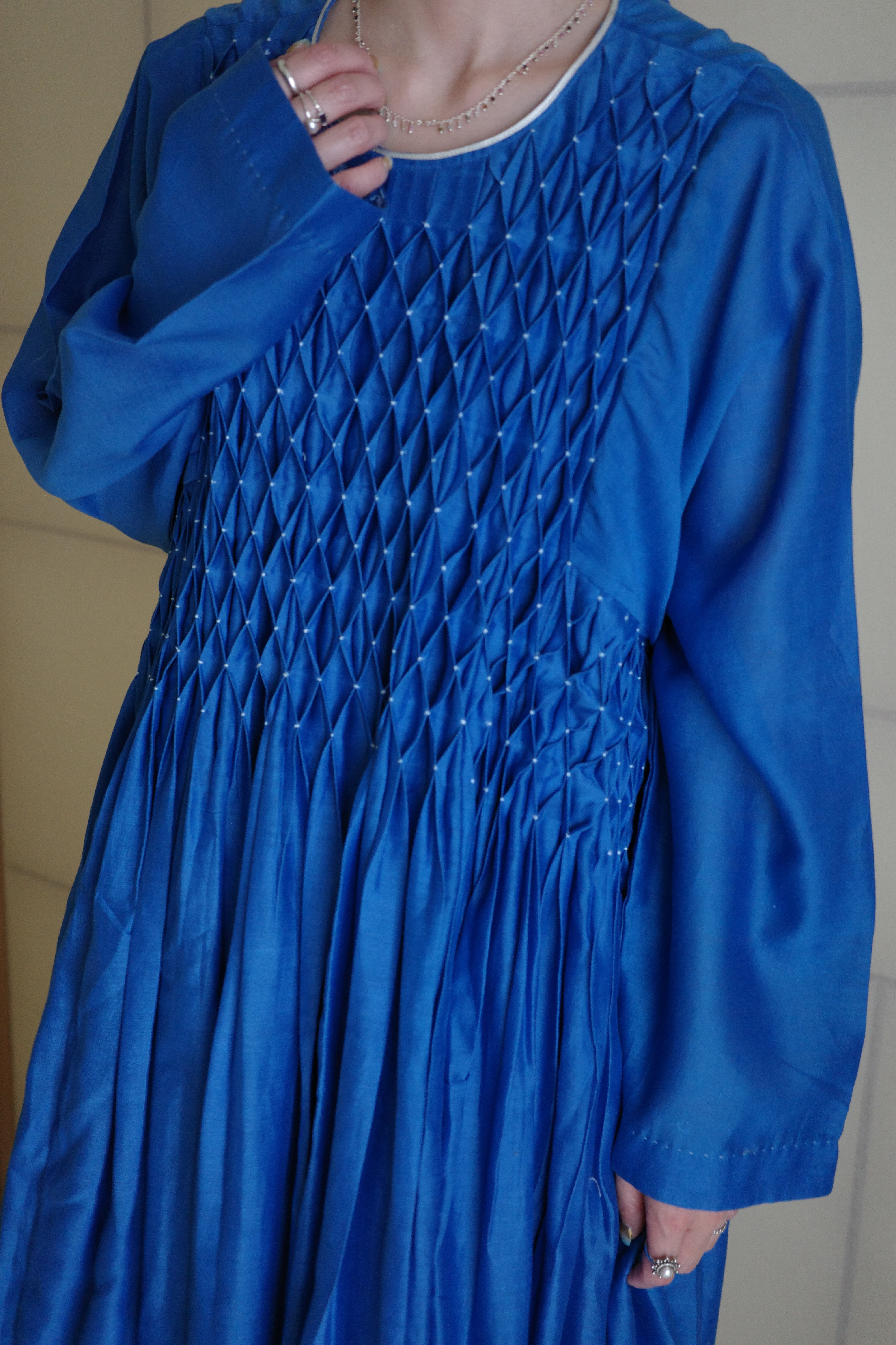 受注】AHMEV Snowdrop Smocking Dress + Slip BLUE | physis (ピュシス)