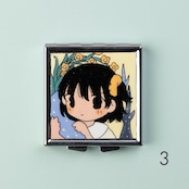 < かにわに > ピルケース - しかく