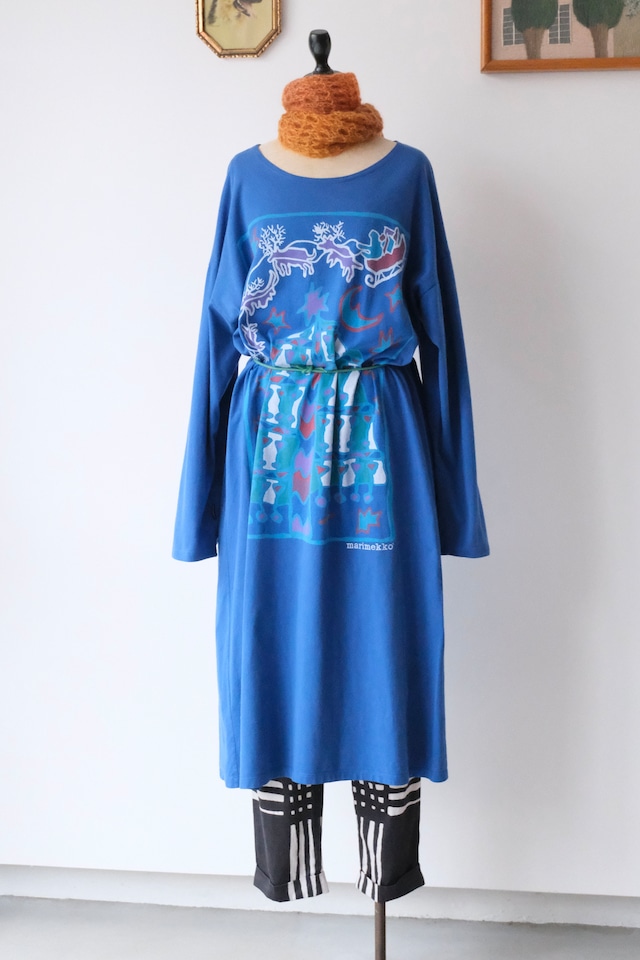 Marimekko blue Christmas dress t-shirt Marimekko blue Christmas dress t-shirt