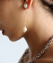 パールロングピアスM/024033