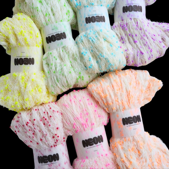 POMPOM NEON ビッグかせ