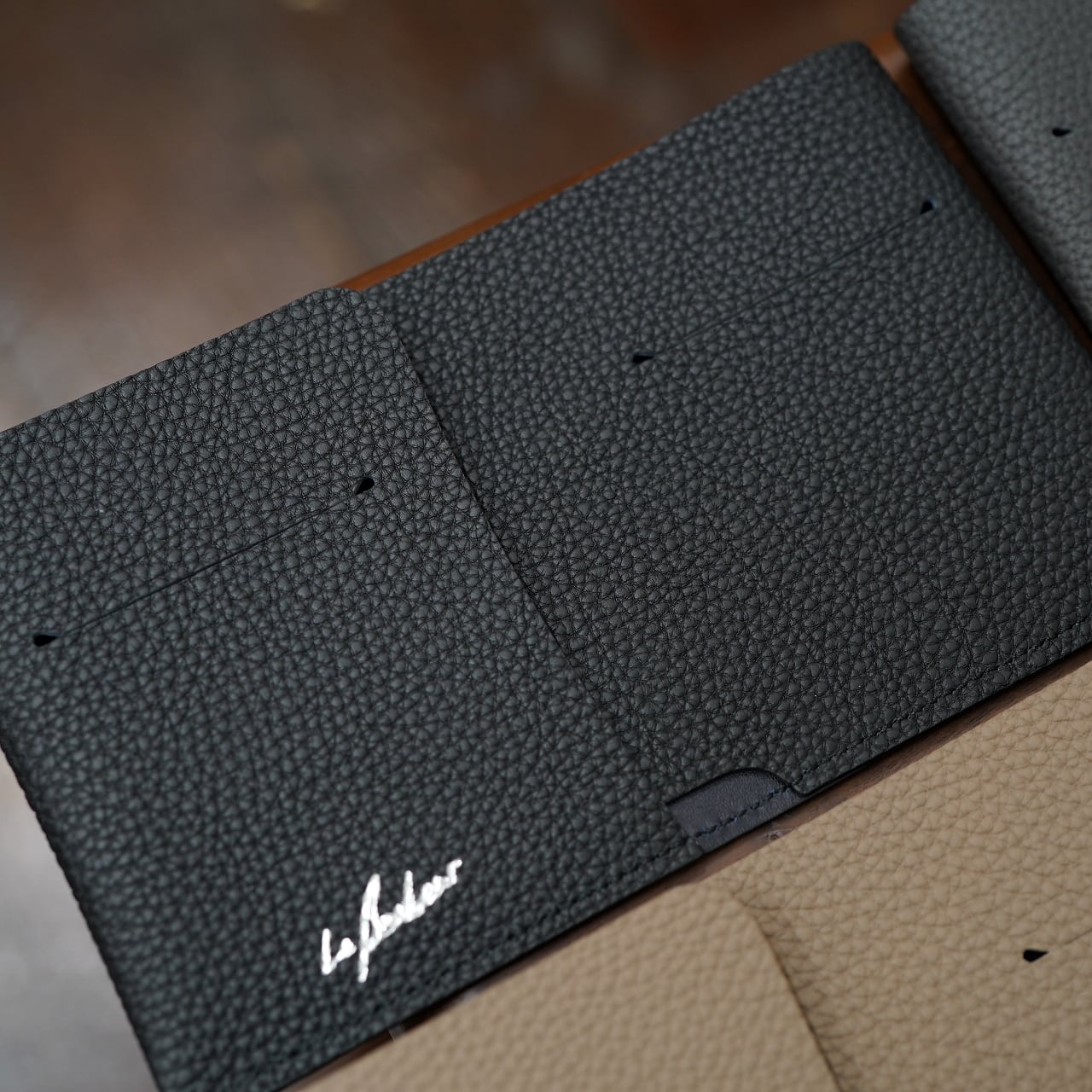 ル・ボナー 残心・二つ折り純札入れ シュランケンカーフ | CIRCLE