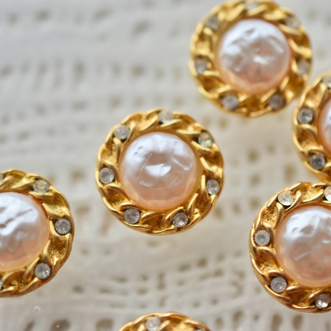 ラインストーンフレーム×ホワイトパール 16.5㎜