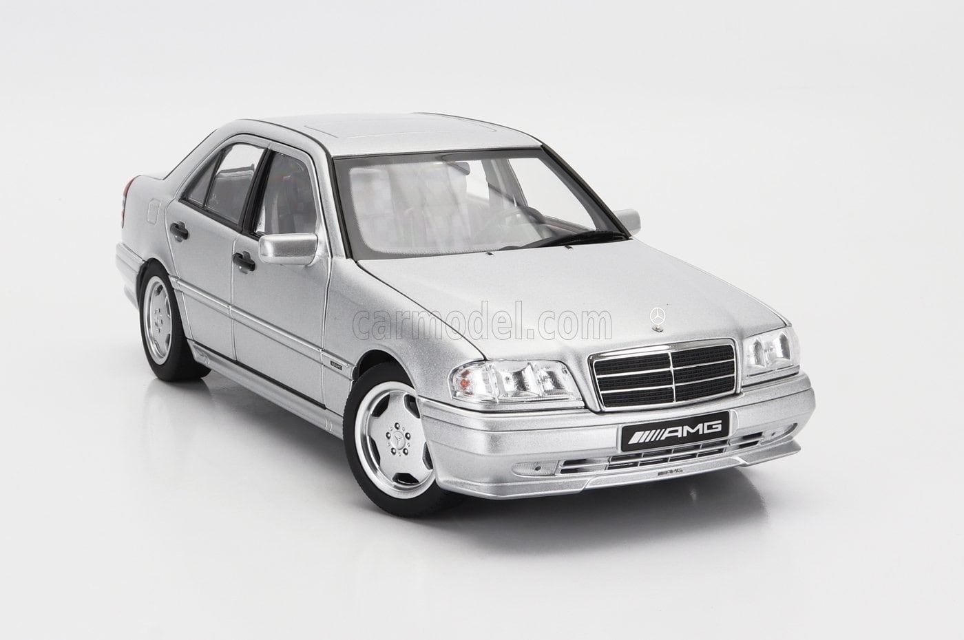 ミニカー 1/18 メルセデス ベンツ Cクラス C36 ノレブ NOREV 1/18 MERCEDES BENZ C-CLASS C36 AMG  (W202) 1993 SILVER 183380 | ミニカーショップ ええもん堂