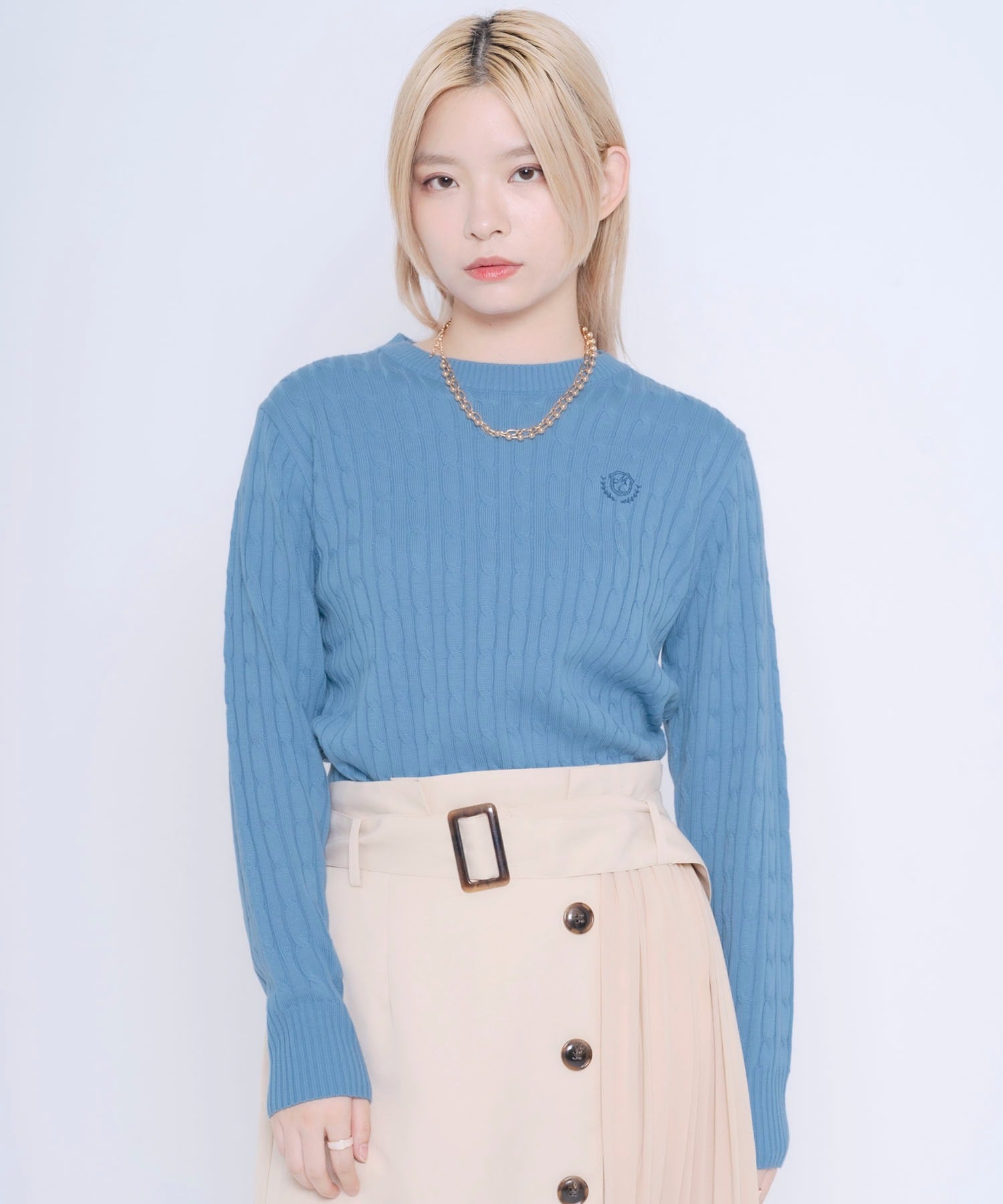 ユニセックス向けのブランドをメインにした、カジュアルな洋服や服飾