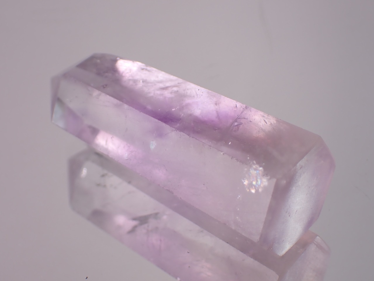 アメジスト　オベリスク/シングルポイント　22.7g　[D2-38]