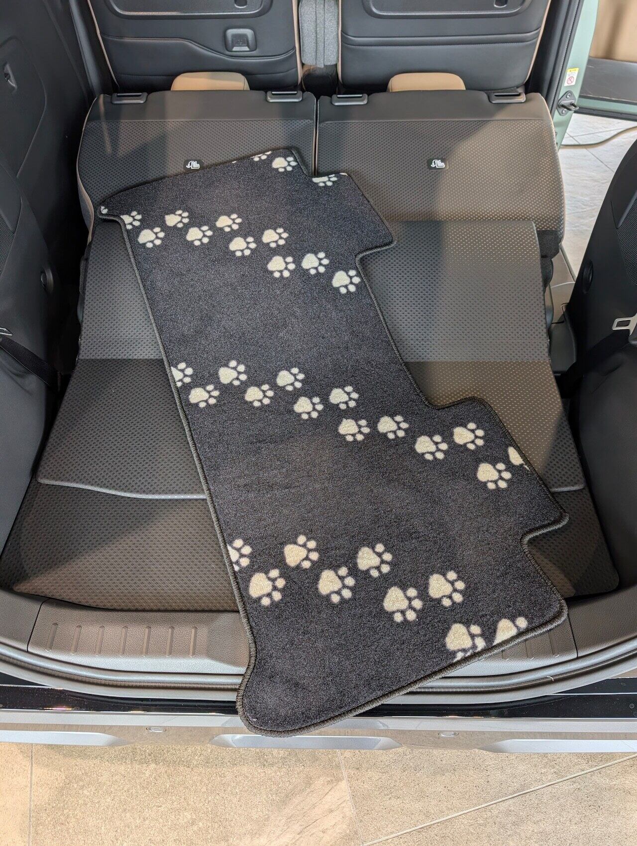 MDF 超新型デリカミニ専用 フットデザインフロアマットセット