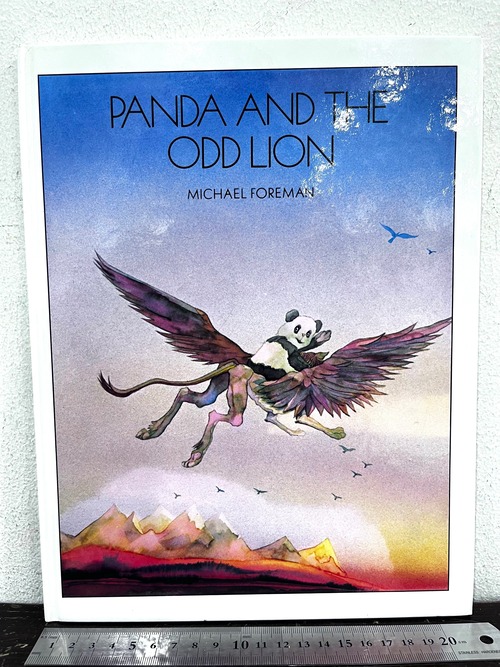 80's 絵本　PANDA AND ODD LION