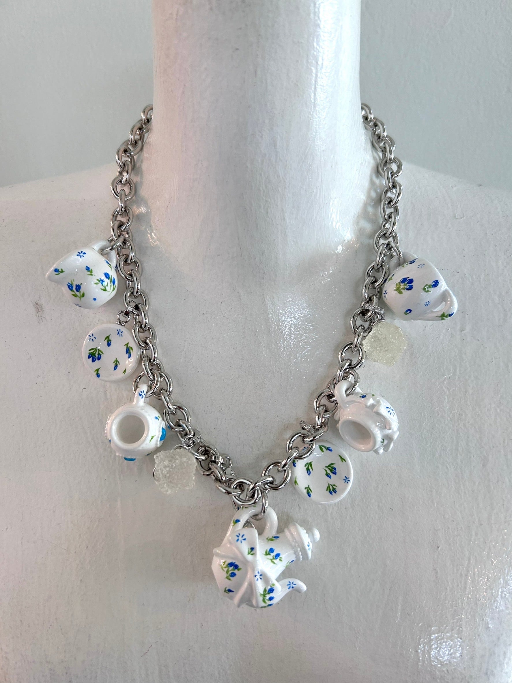 Ashley WILLIAMS TEAPOT NECKLACE / FLORAL