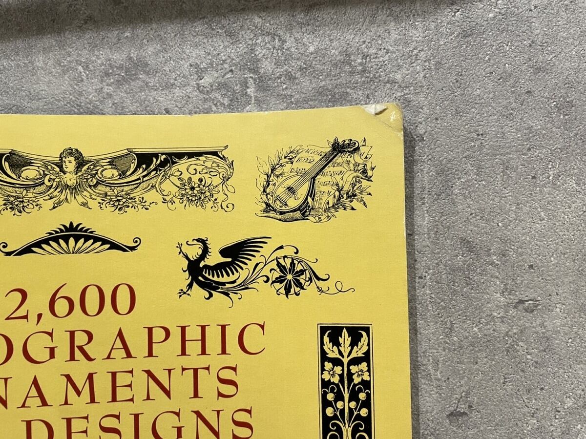 VA446】2600 Typographic Ornaments and Designs /visual book VA446】2600 Typographic Ornaments and Designs /visual book