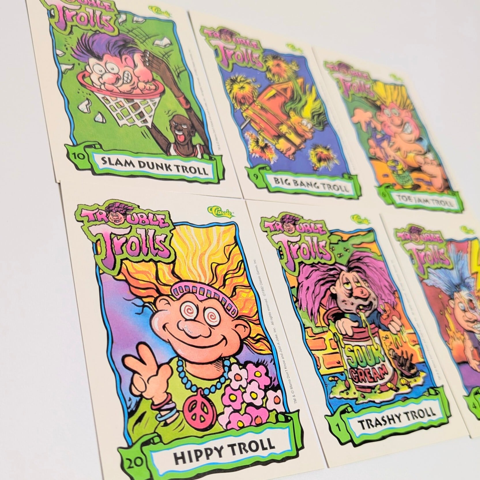 送料無料!☆ 1992年製 Classic Games, Inc. 【 TROUBLE Trolls  ( トラブル トロール  】トレーディングカード 単品 (1個= 6 CARDS入り)〚アメリカン雑貨 アメトイ〛