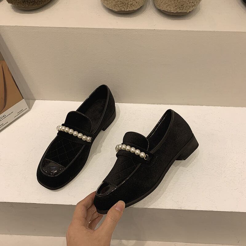 レッドスプリングスタイルスタンダードレザーパール 靴 シューズ レトロ ローファー 春物 ラウンドトー 真珠 フェイクシューズ70529003809