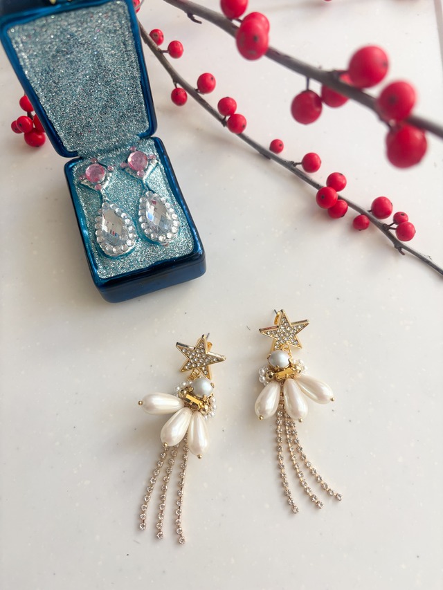 スウィングスタービジューピアス