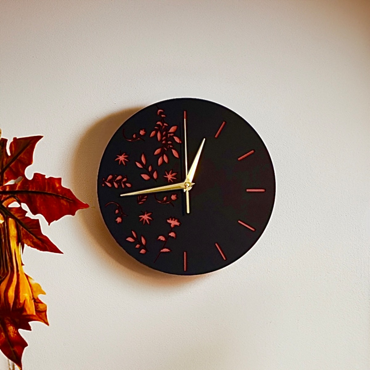 和モダンを感じるマットブラック】紅花の彩り ノワール Mokulab Motif