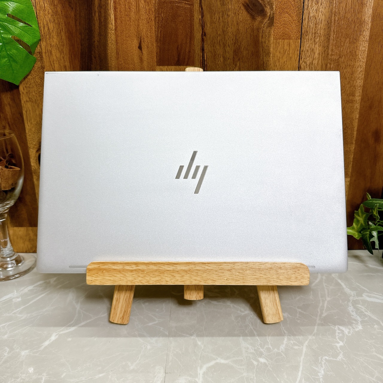 【美品2022年】HP Elitebook 630 G9 / 第12世代 Core i5-1235U / メモリ16GB / SSD256GB / 13.3インチ FHD