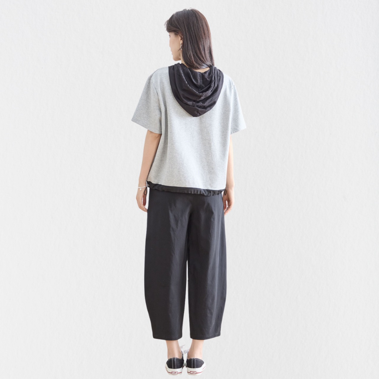 TRUBE タック入りバルーンシルエットパンツ【L~LL】ブラック