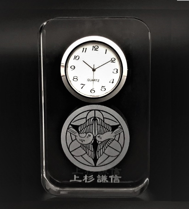 【限定】上杉謙信 家紋 匠のレーザー硝子時計