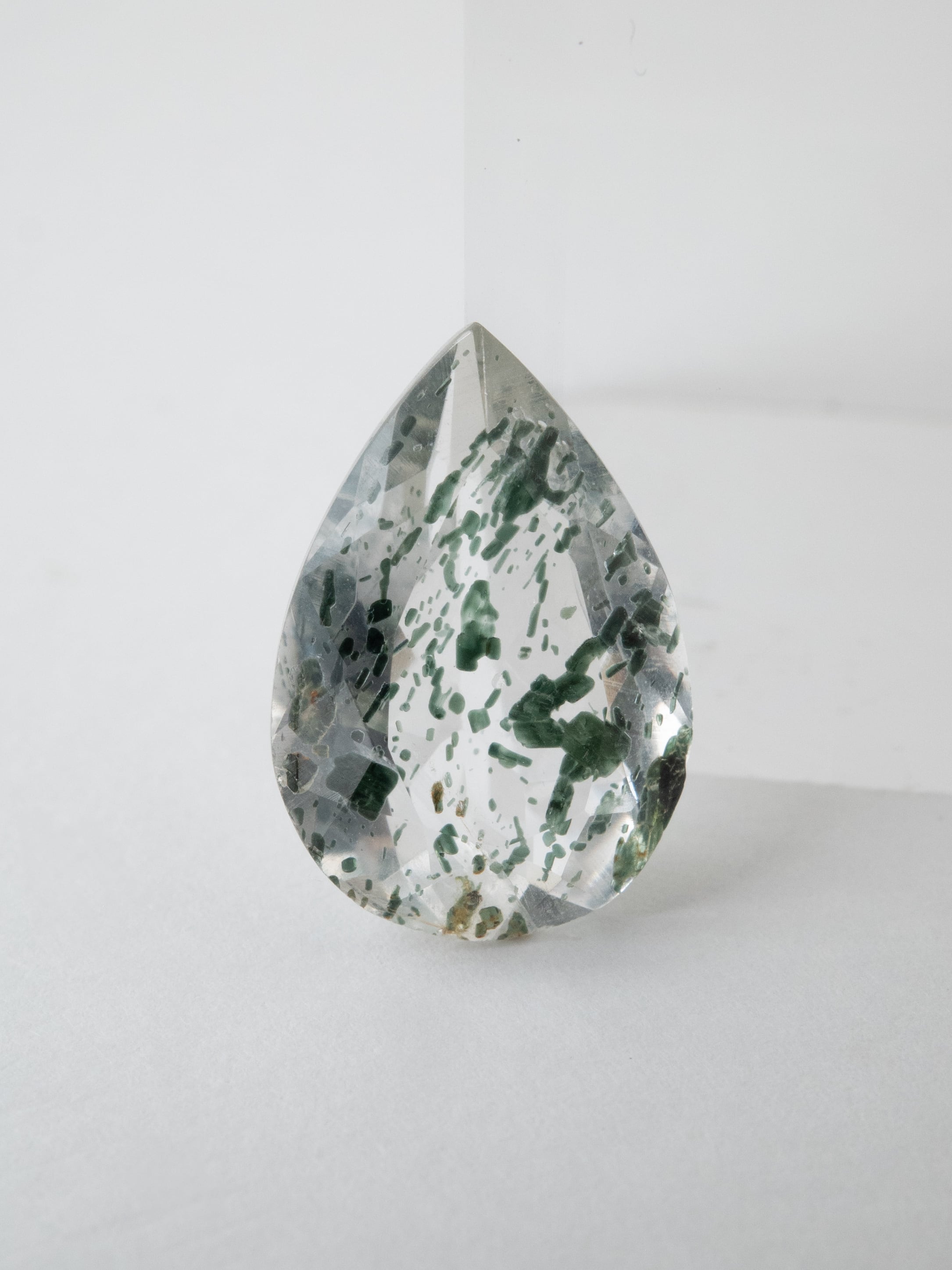 トレモライトインクォーツ - a06