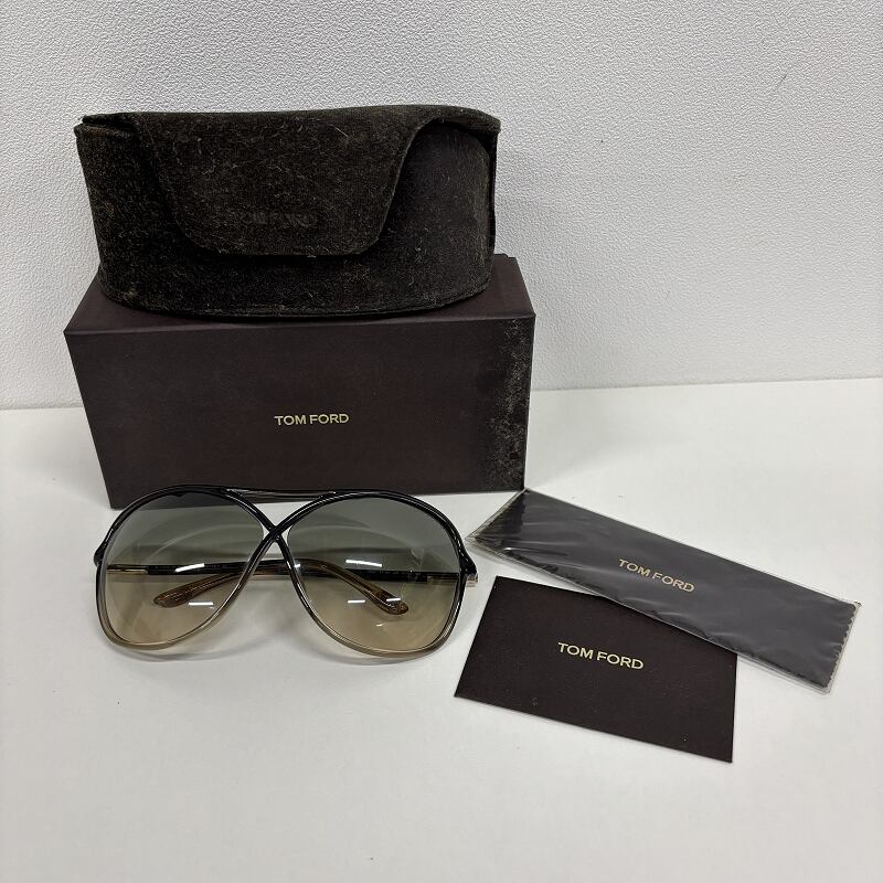 TOM FORD 184 20B Vicky / サングラス