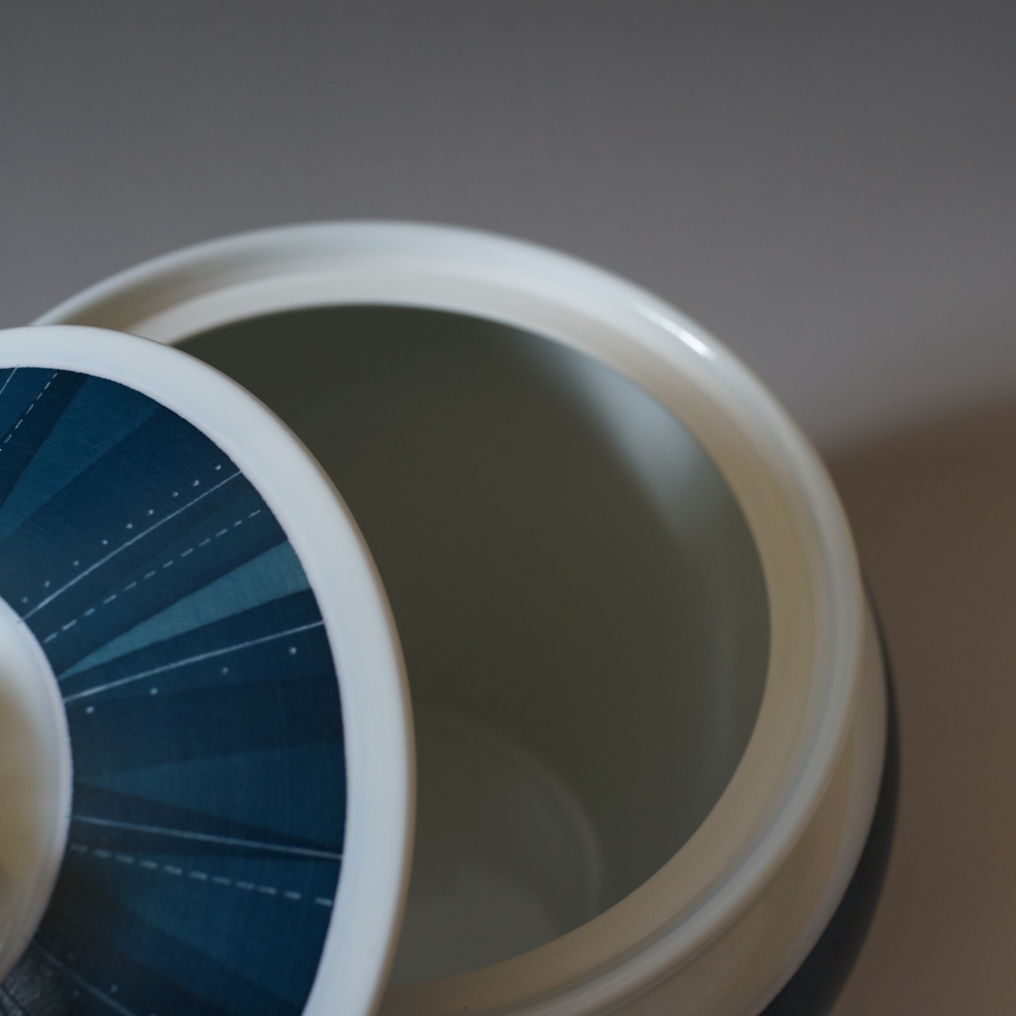 【希少品】中国宋時代　越窯蓋瓶y116 希少品】中国宋時代 越窯蓋瓶y116 【公式通販】