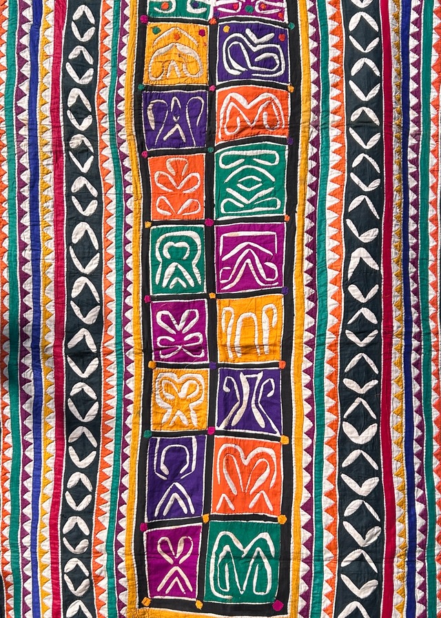 APPLIQUE RALLI QUILT_010