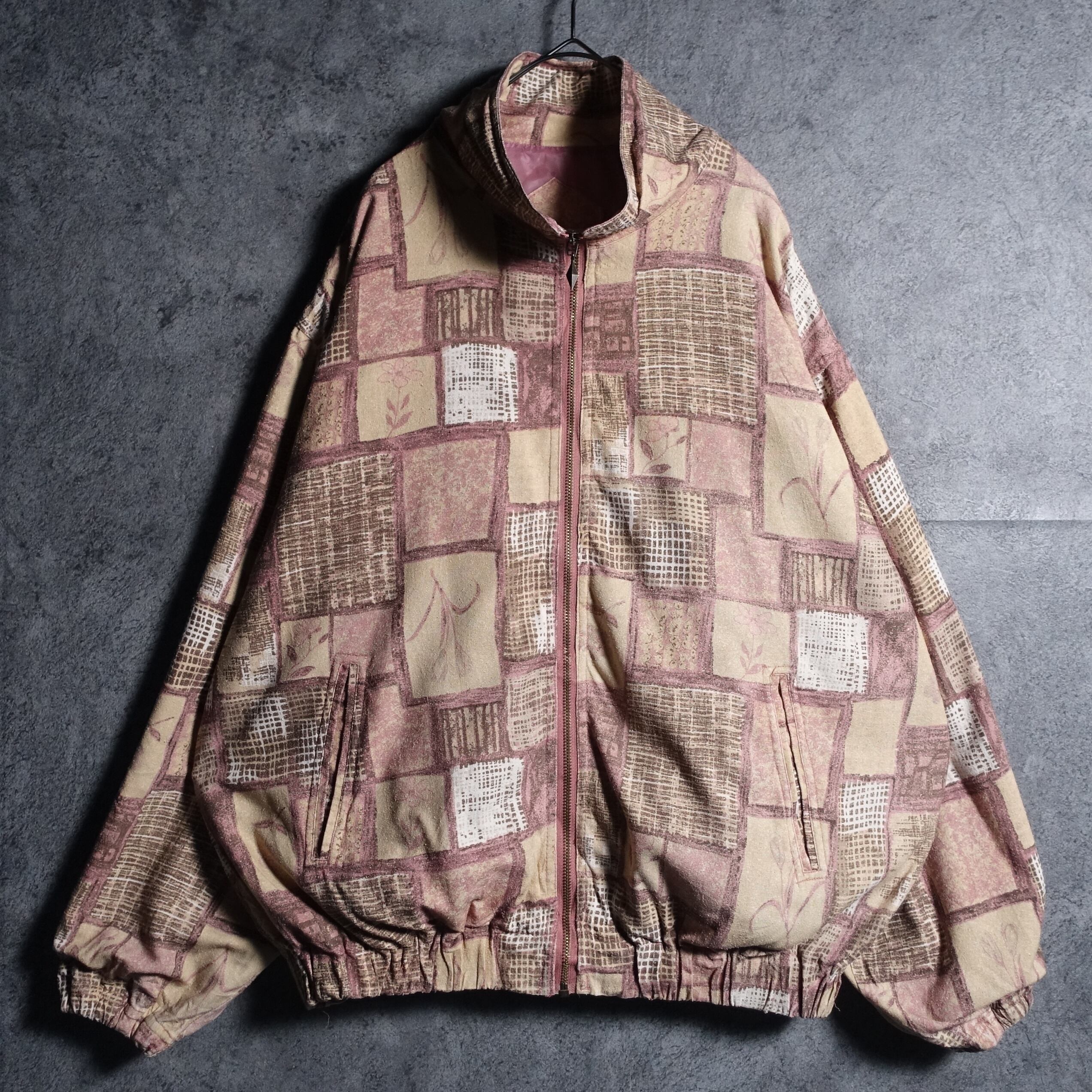 Flower motif & abstract pattern design silk blouson