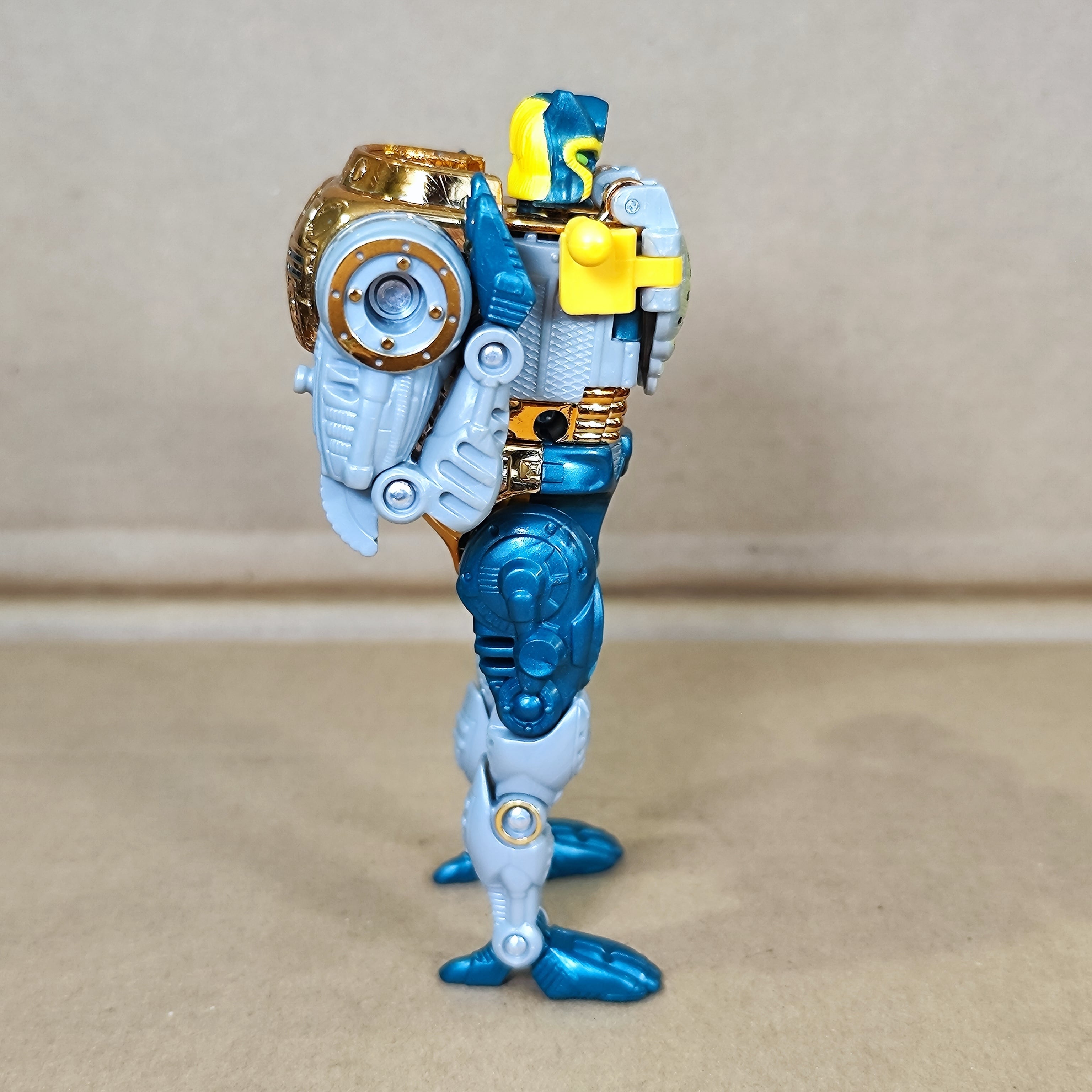 ジャンク品】トランスフォーマービーストウォーズ メタルスチータス