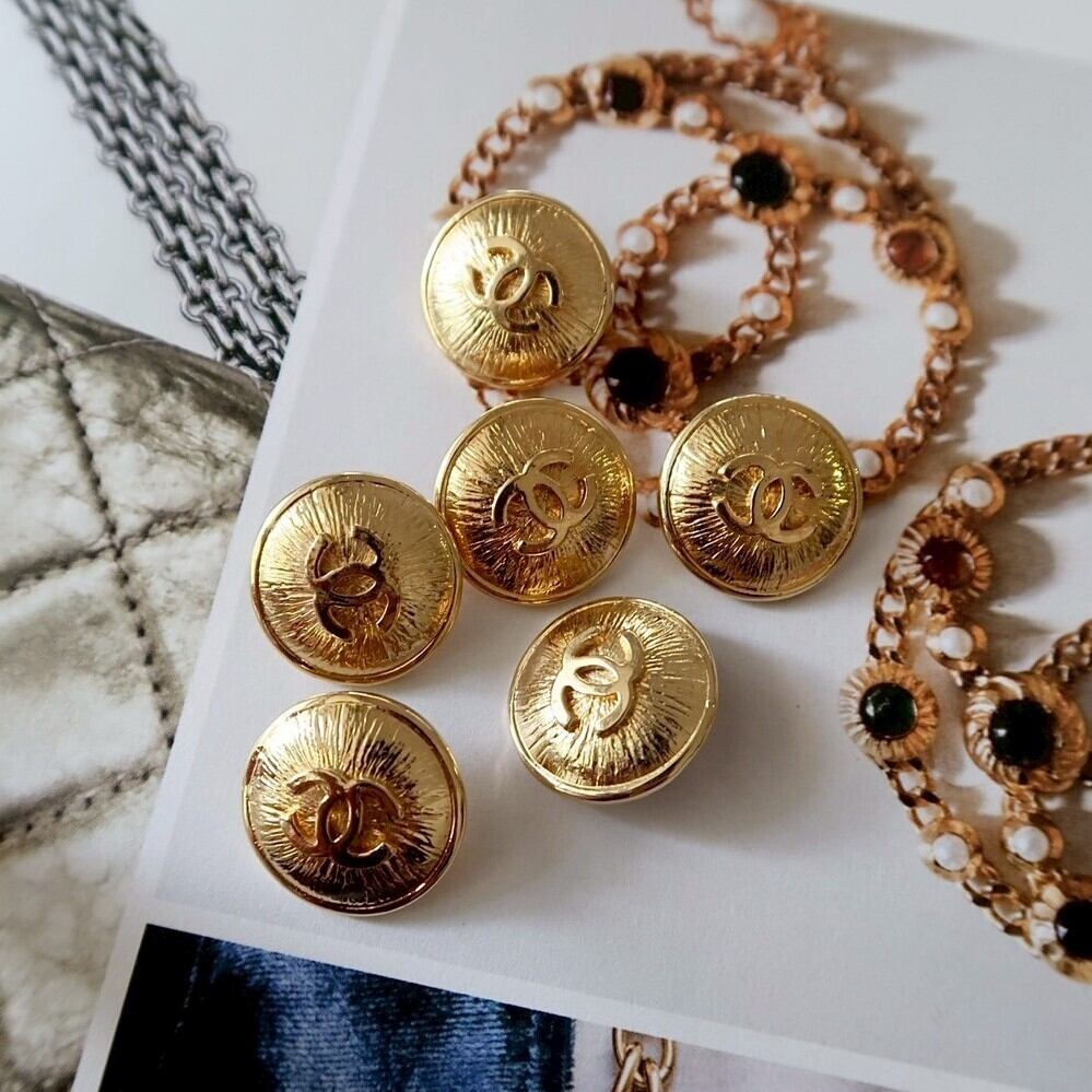 VINTAGE CHANEL BUTTON】 ゴールドフレーム ココマーク ボタン 17mm C
