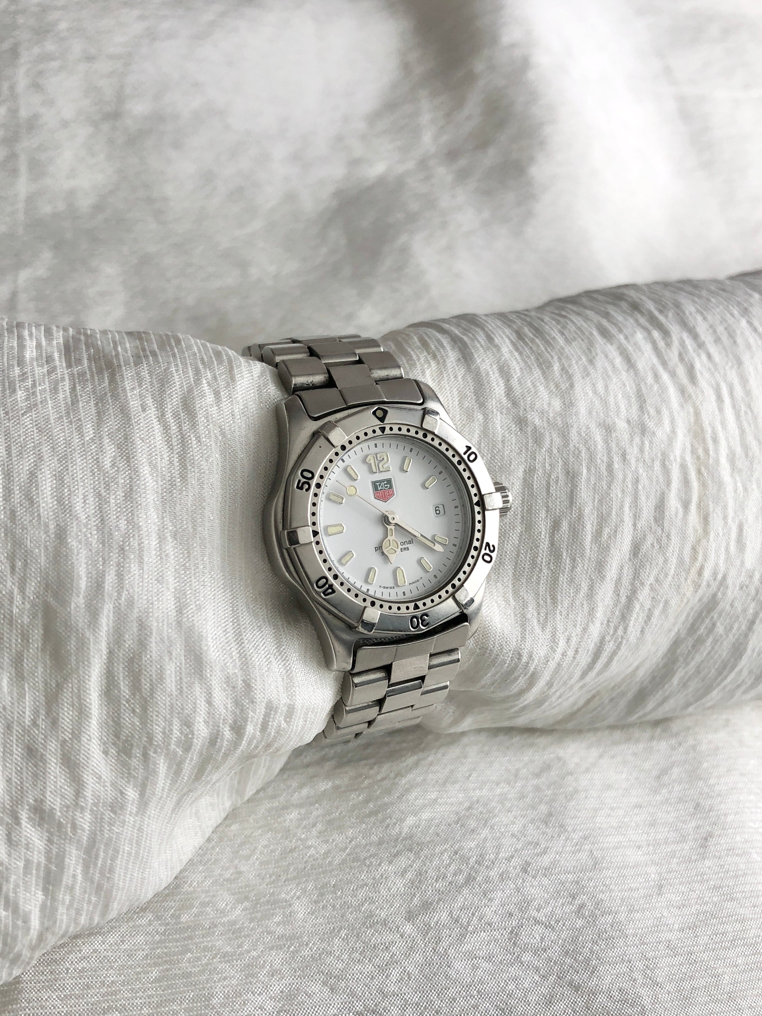 タグホイヤー 腕時計 シルバー ステンレススチール Professional 200