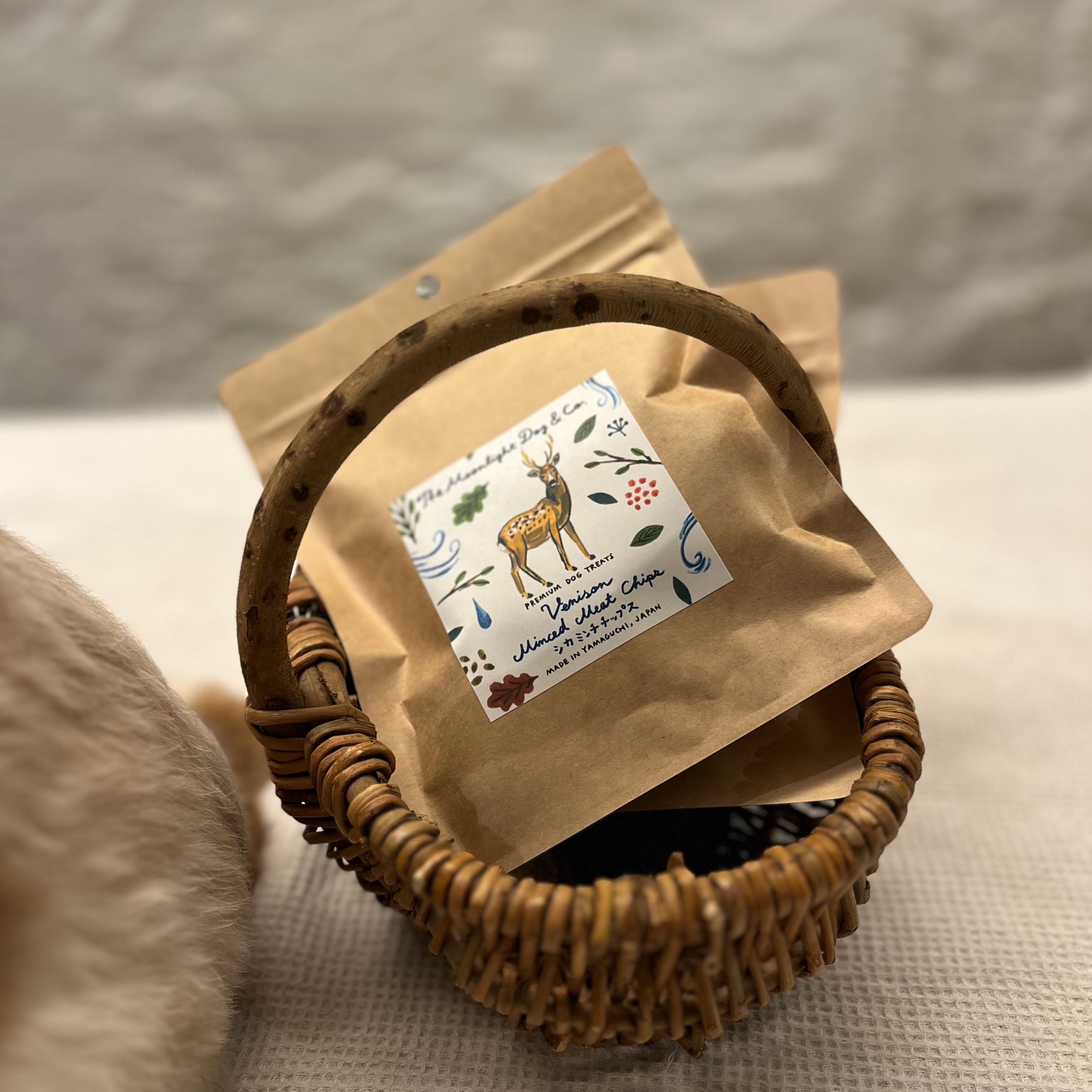 シカミンチチップス | The Moonlight Dog & Co.