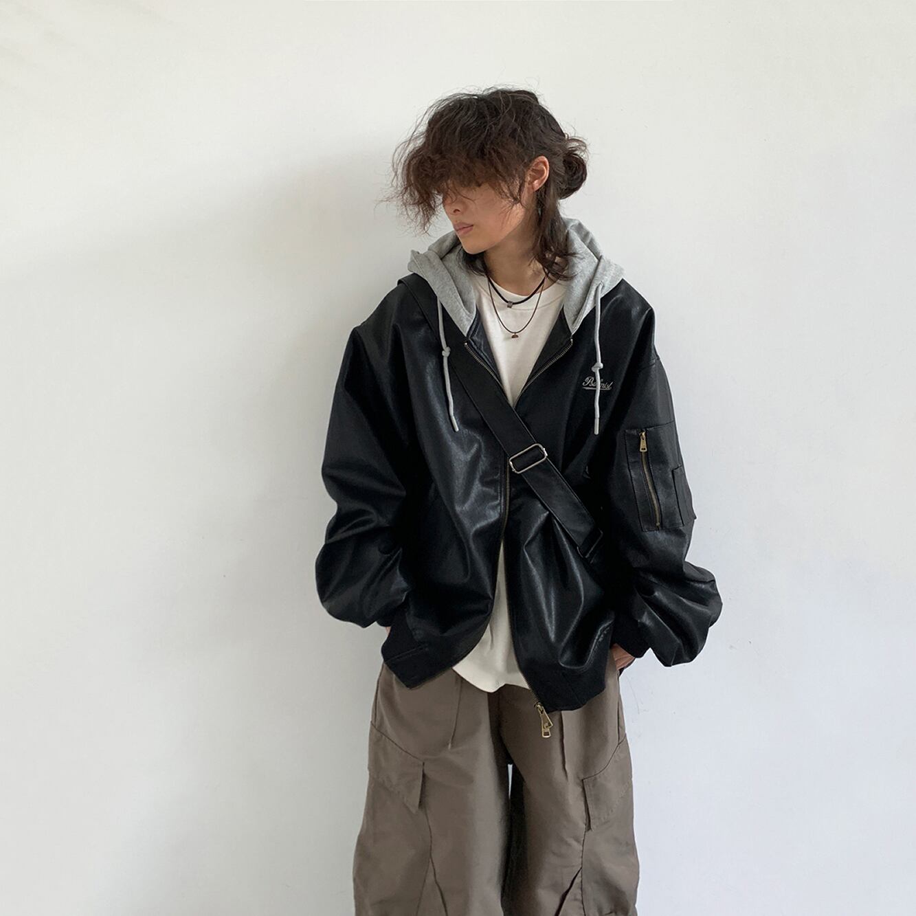 jiwuus切り替えフード付きレザージャケット | mblueshop