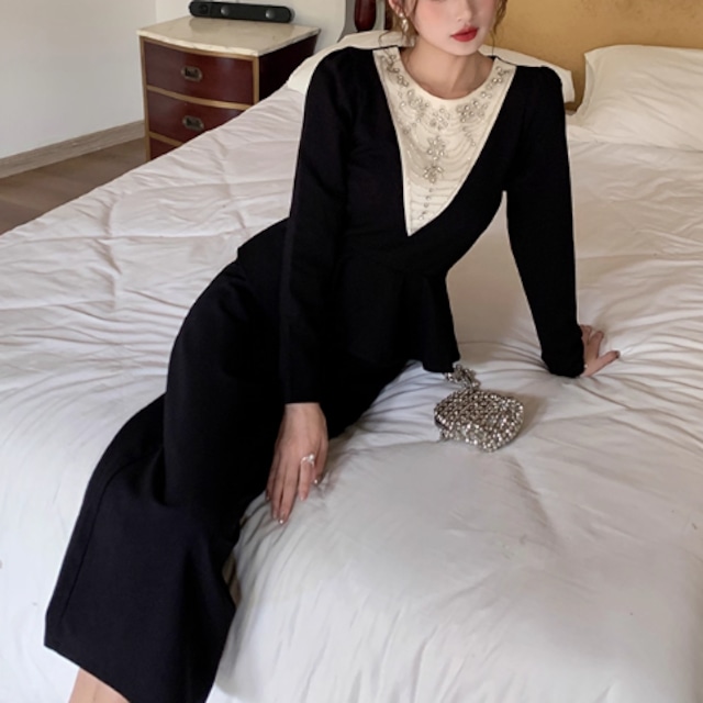 【送料無料】 ロングドレス 2点セット 衣装 上下 トップス スカート Aライン フレア 長袖 Uネック スリット ビジュー装飾 エレガント 可愛い 大人可愛い きれいめ シンプル カジュアル シック コンサバ 華やか 大人 上品 おしゃれ 主役級 こなれ感 高見え 高級感 無地 冬 30代 40代 レディース 女性用 ママ 結婚式 二次会 パーティ 演奏会 フォーマル ファッション コーデ スタイル 体型カバー 美脚 脚長 定番 垢抜け 存在感 バイカラー