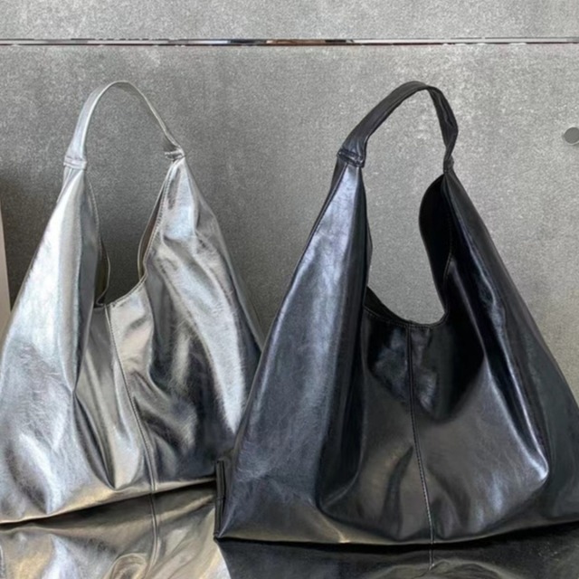 Large capacity shoulder bag 00047