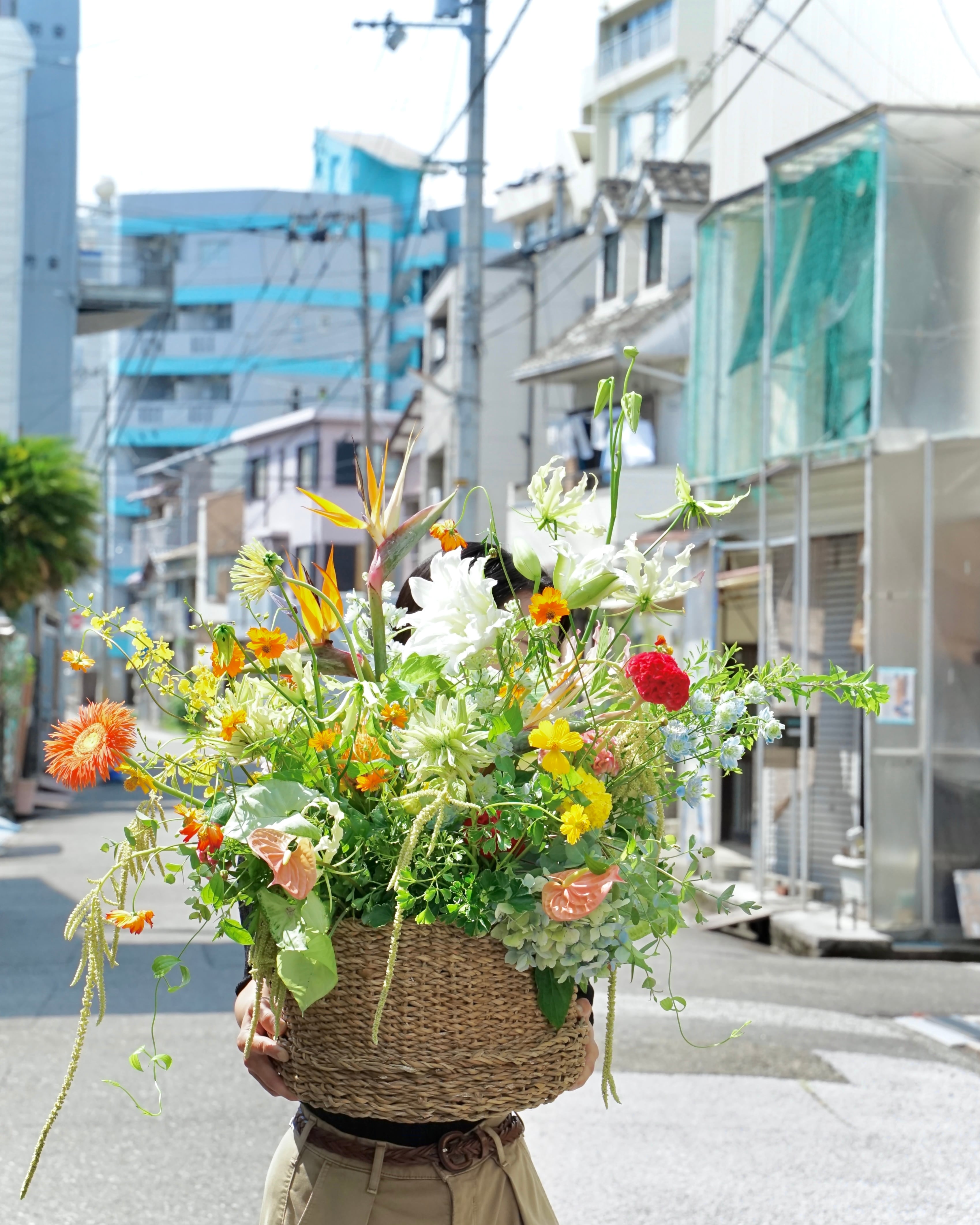 basket flower arrangement/バスケットフラワー お祝い 開店祝い 個展