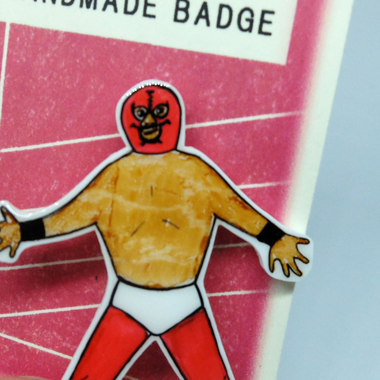 マスクマンバッチ（白パンツさん） / ブローチ / NADO. /