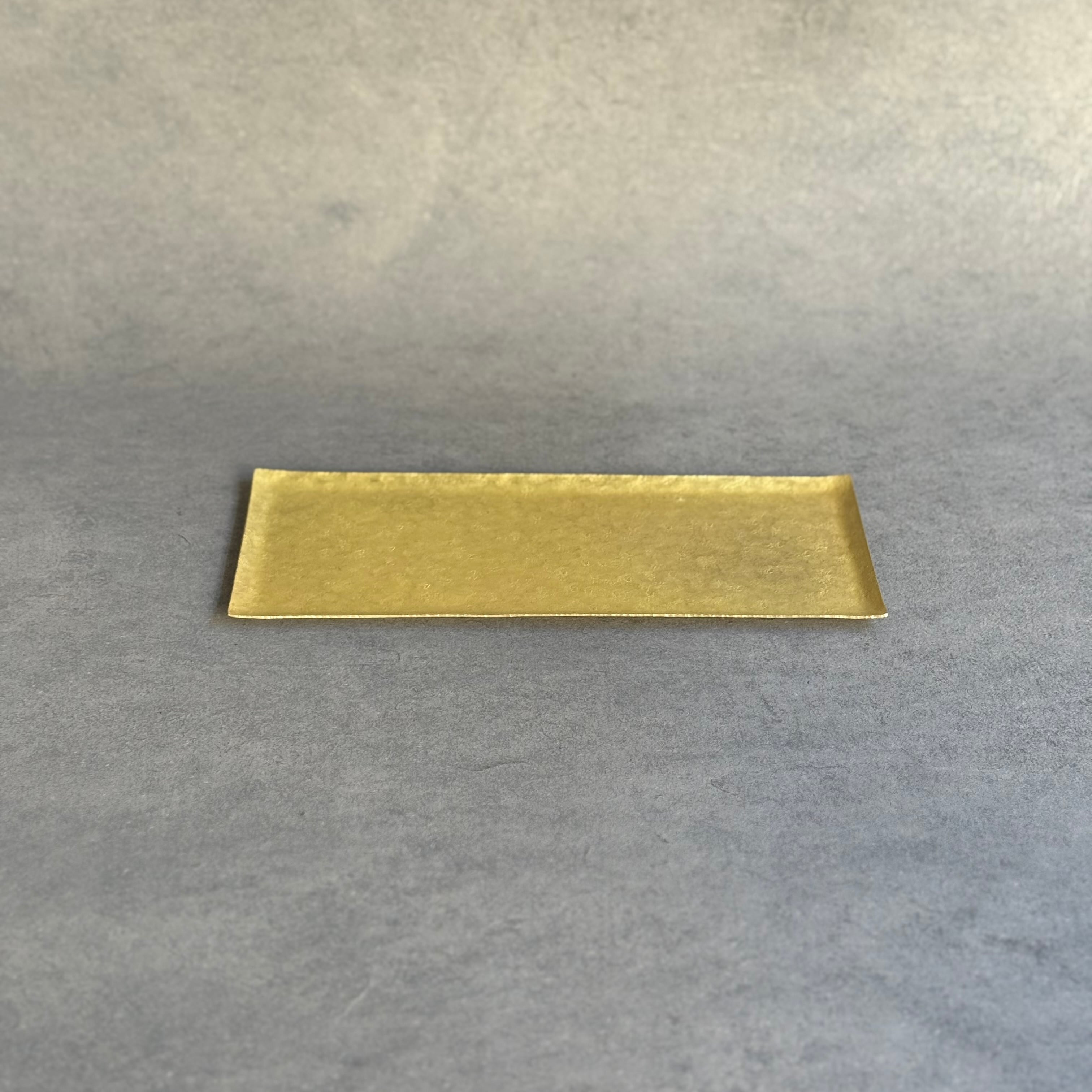 金属 | gallery 一白