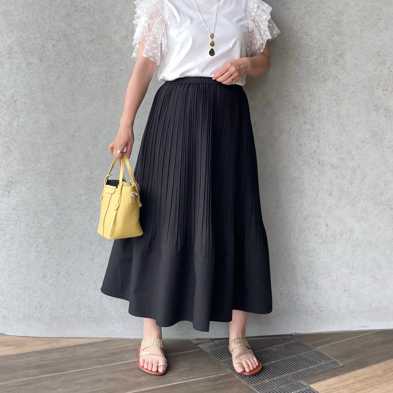 ラスト① 洗濯可 すっきり着痩せ 大人上品なプリーツ切替フレアロング