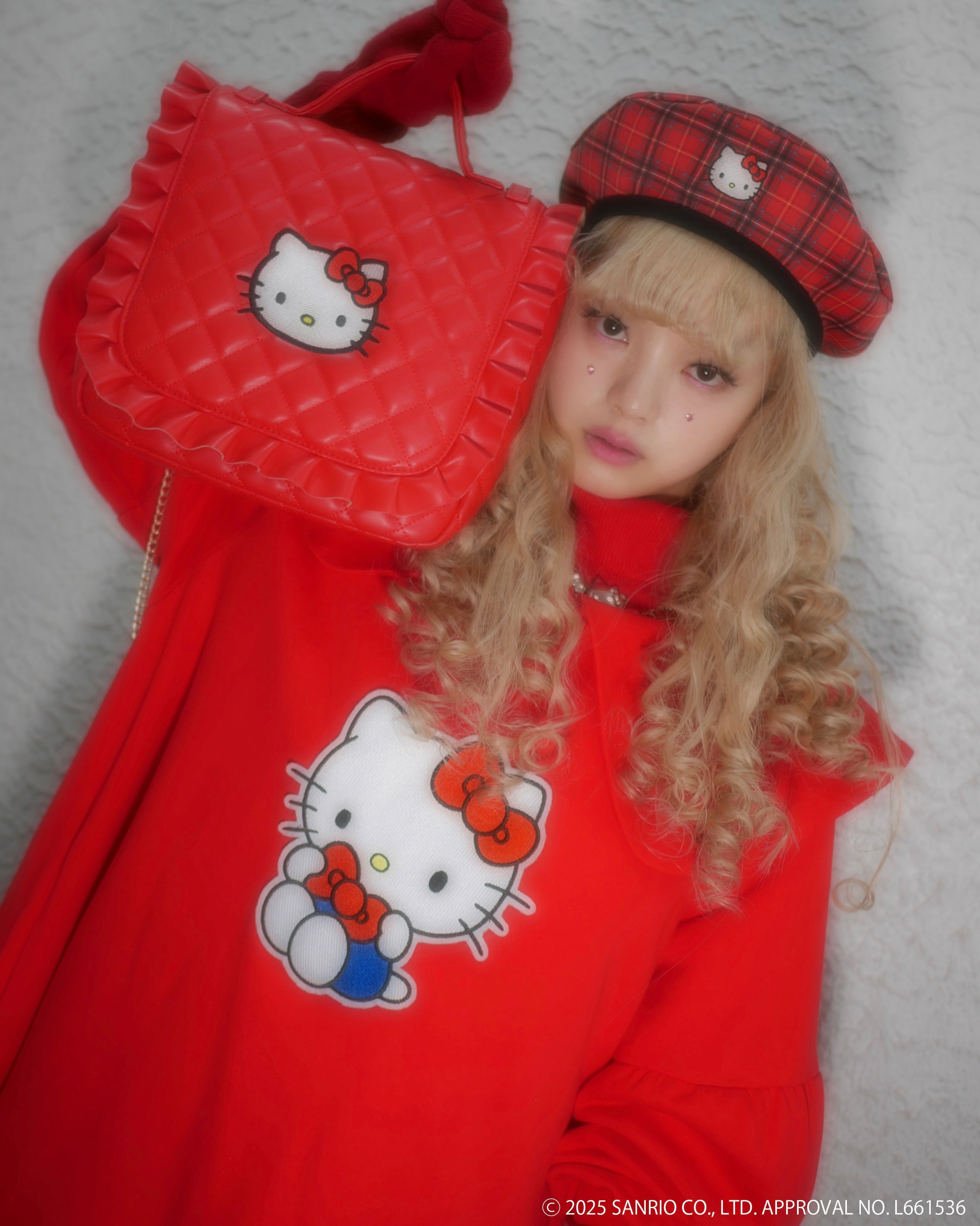 ハローキティ　ベレー帽