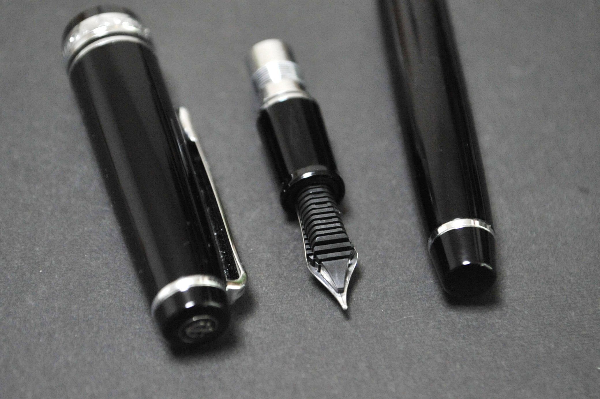 セーラー万年筆 プロフェッショナルギア スリム 銀 SAILOR （中字