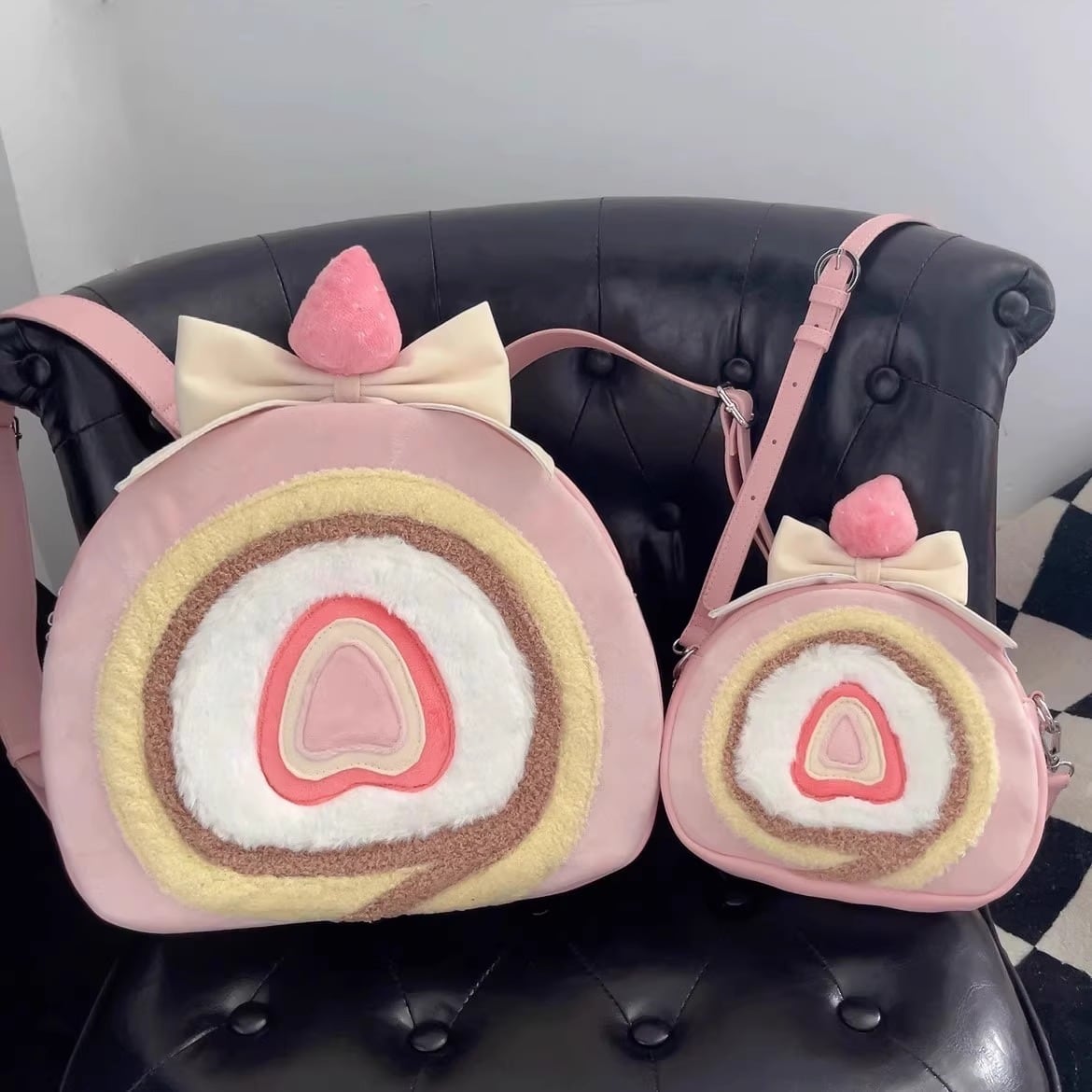 ゆめかわ バッグ ラージサイズ イチゴ ロールケーキ ガーリー 甘め