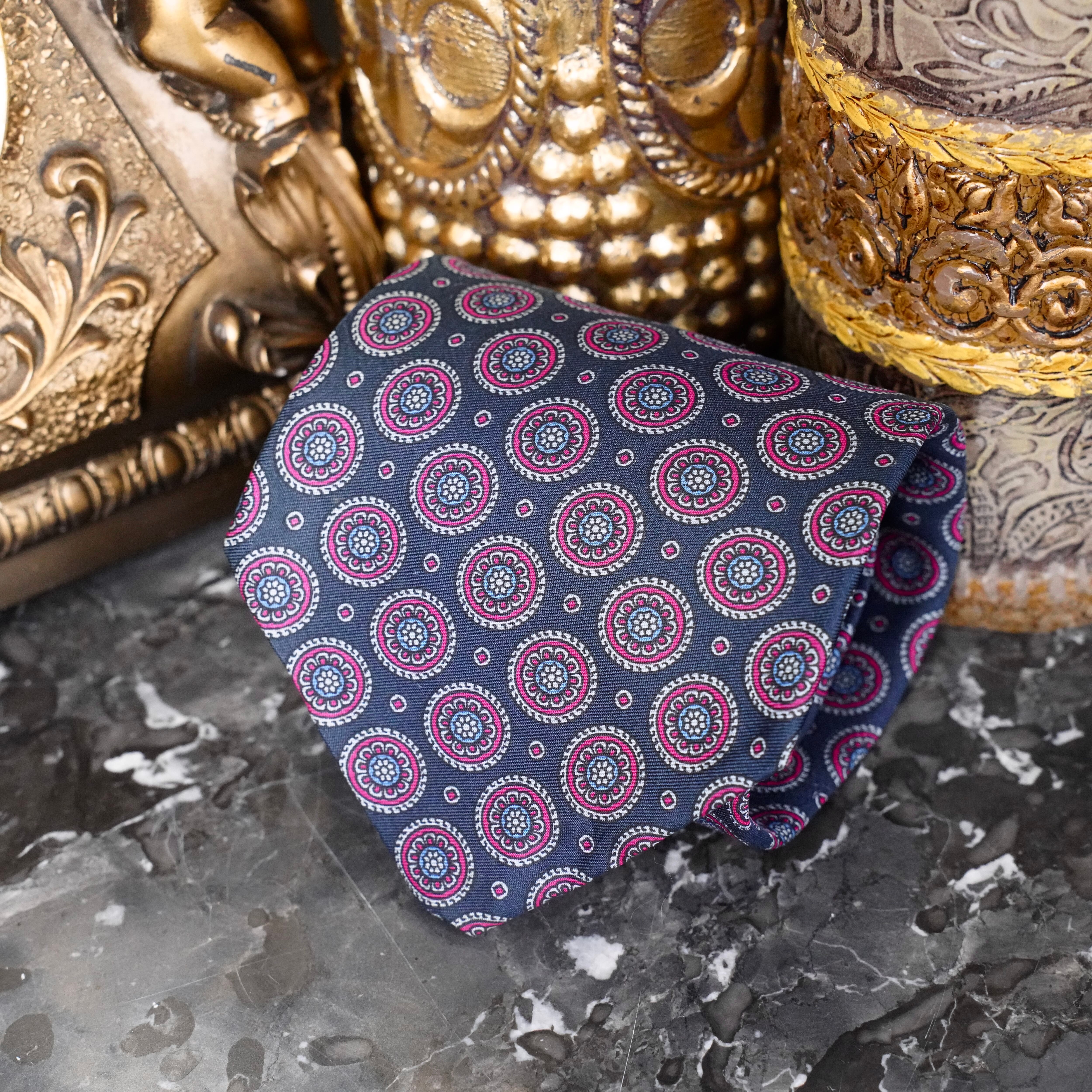 USA VINTAGE GANT FINE PATTERNED SILK TIE MADE IN USA/アメリカ古着