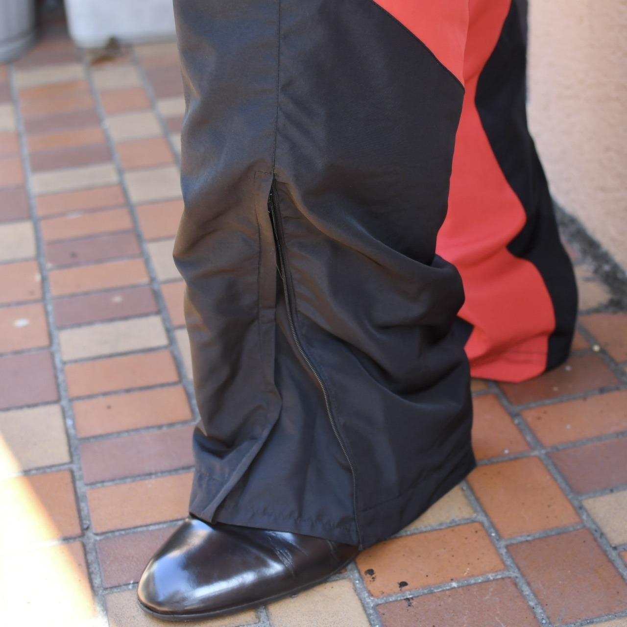 erima switching design nylon pants