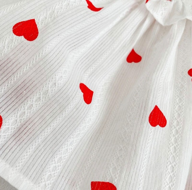 フリルのハートワンピース