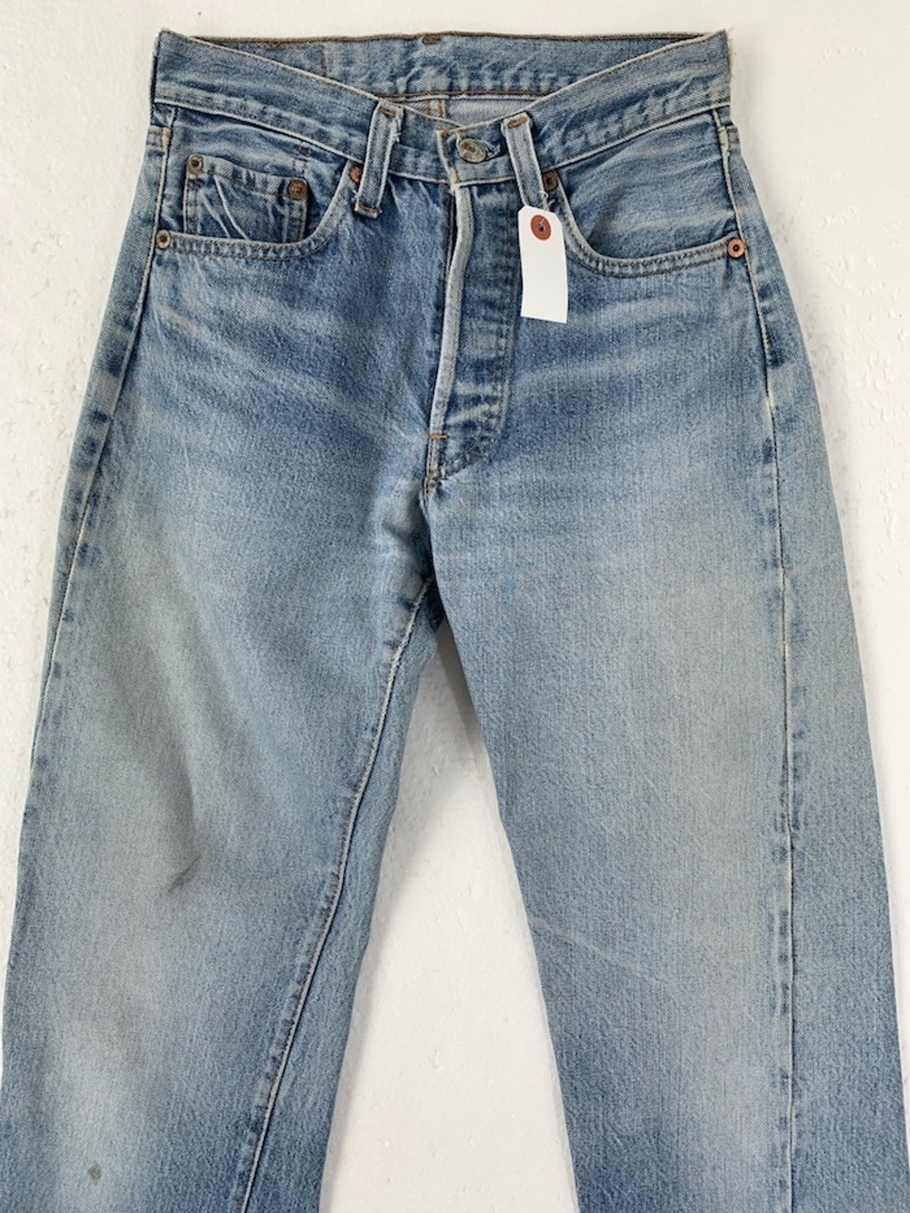 M-105    リーバイス Levis501古着 1981年赤耳 米国製刻524　W 65cm  股下 78cm