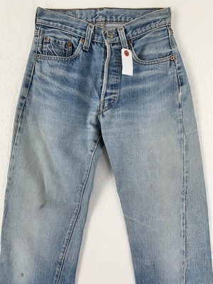M-105    リーバイス Levis501古着 1981年赤耳 米国製刻524　W 65cm  股下 78cm