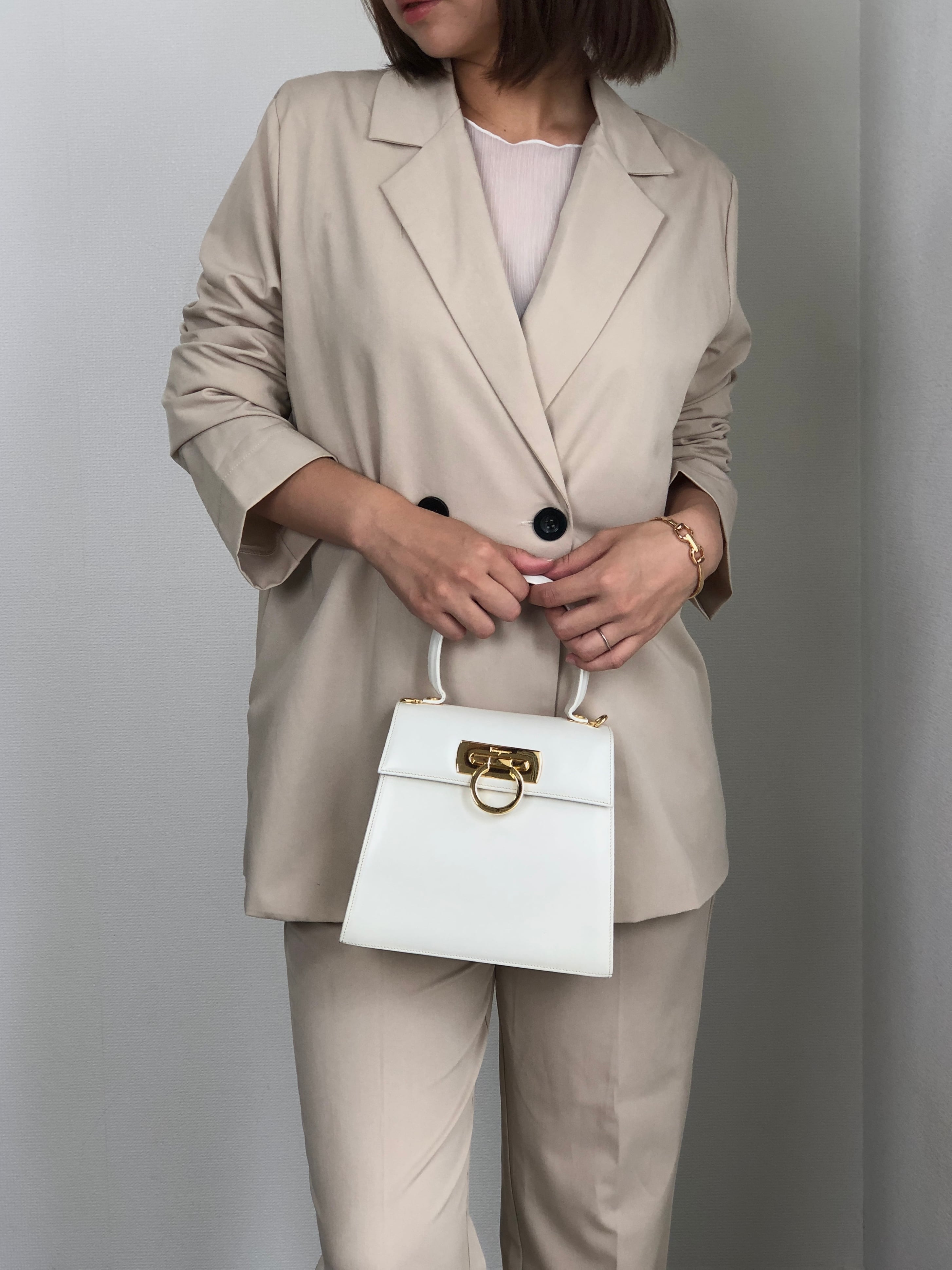 Salvatore Ferragamo サルヴァトーレ フェラガモ ショルダーバッグ ホワイト ガンチーニ レザー 2WAY vintage ヴィンテージ オールド wi32m8