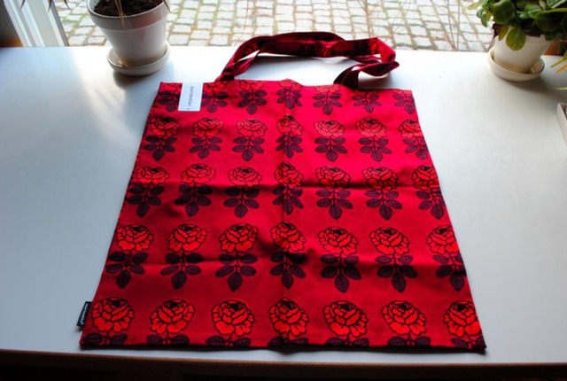 marimekko silver medal bag マリメッコ シルバーメダルバッグ ヴィヒキルース