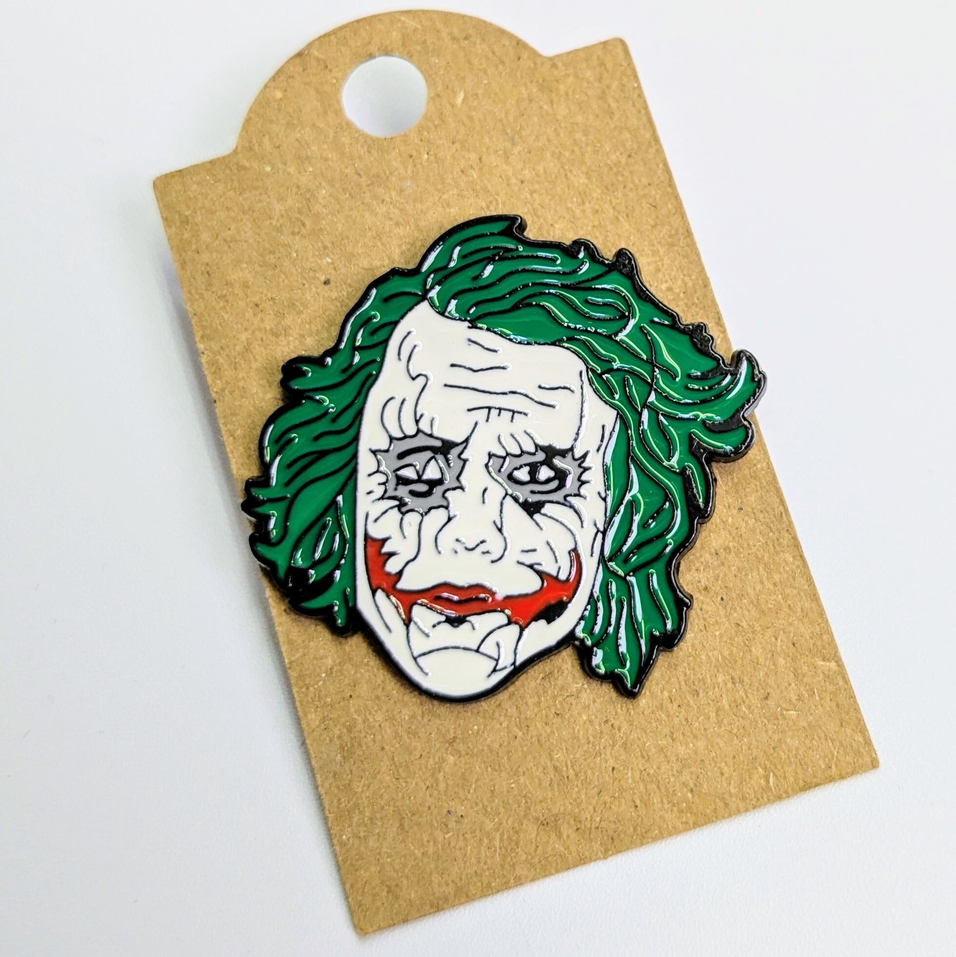 送料無料! ★ピンズ PINS★ピンバッジ 【JOKER (ジョーカー)】 〚アメリカン雑貨 アメトイ〛